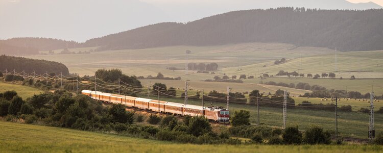 Obmedzenia na trase ZSSK - Ilustračná fotografia